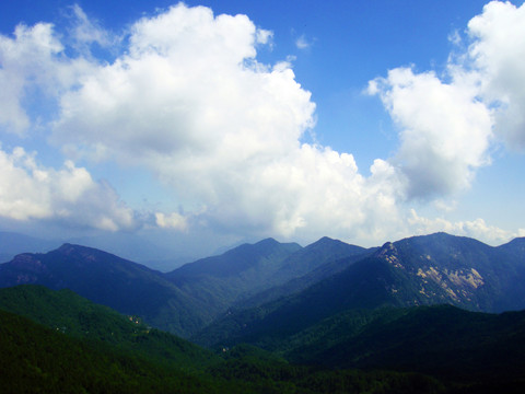 大别山风光