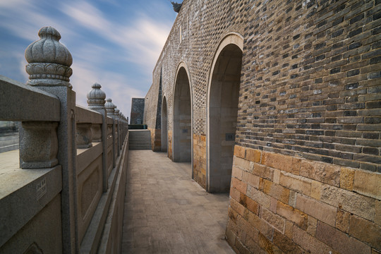 中国苏州平门古城墙和旅游风光
