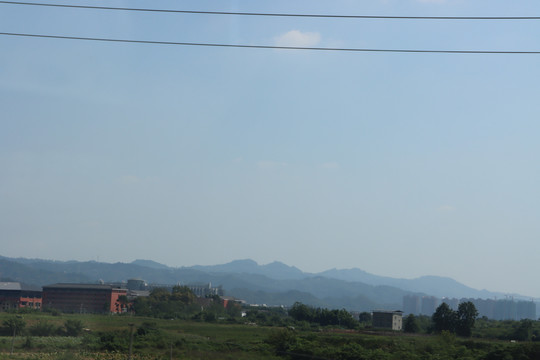 群山