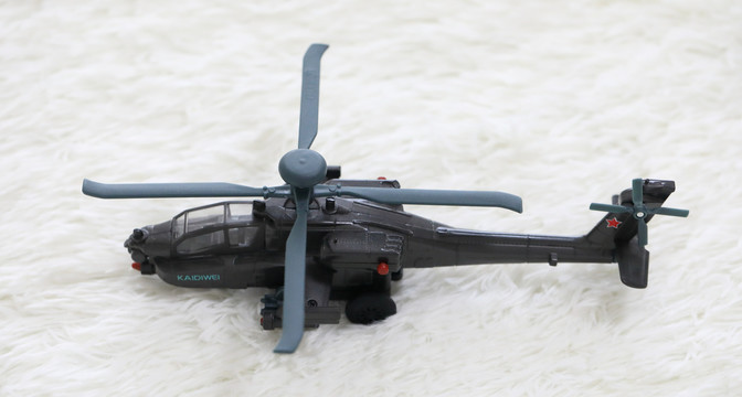 玩具直升机