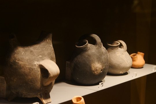 古代陶壶
