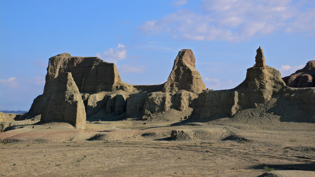新疆哈密魔鬼城