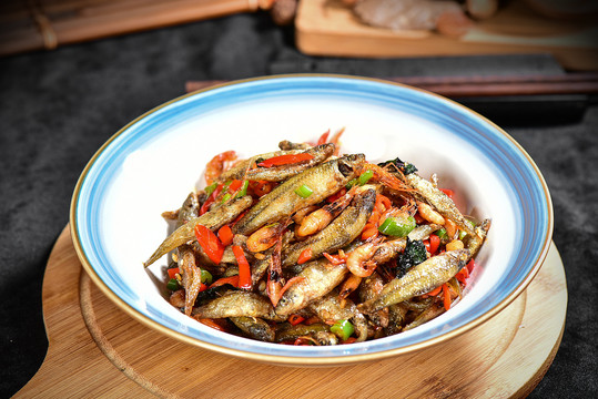 小鱼小虾