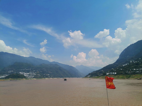 长江西陵峡