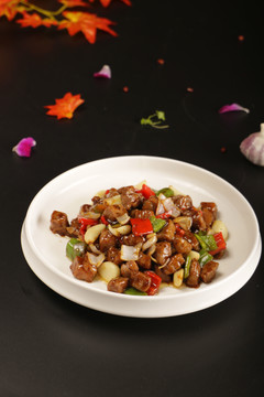 金蒜黑椒牛肉粒
