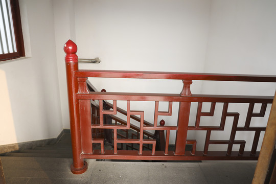 中式木楼梯扶手