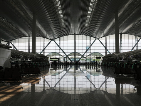广州白云机场T2航站楼