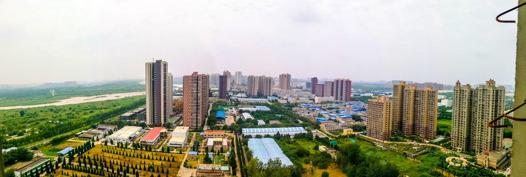 渭河城市全景图