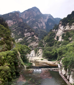 云蒙山景区黑龙潭远眺