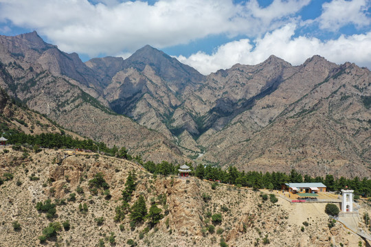 贺兰山森林公园