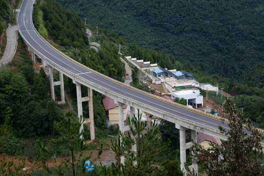 重庆巫山机场路