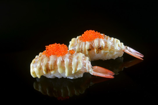 火炙玻璃虾寿司