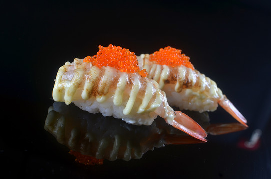 火炙玻璃虾寿司2
