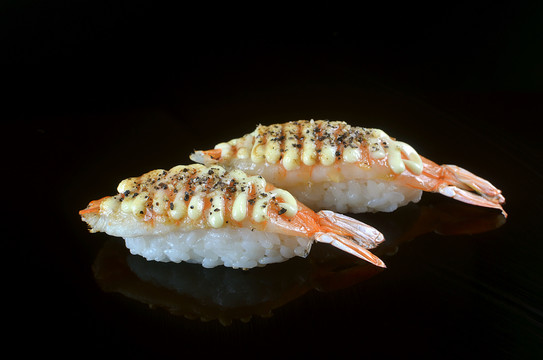 火炙熟虾寿司