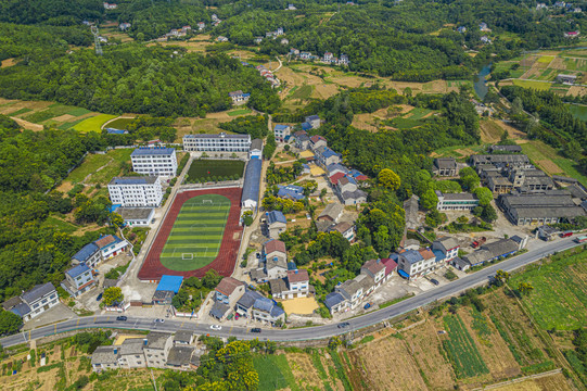 宜都市枝城镇大堰堤小学