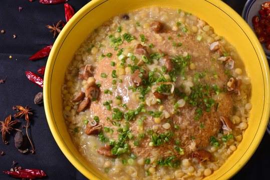 重庆菜川渝风味鱿鱼豌豆黄