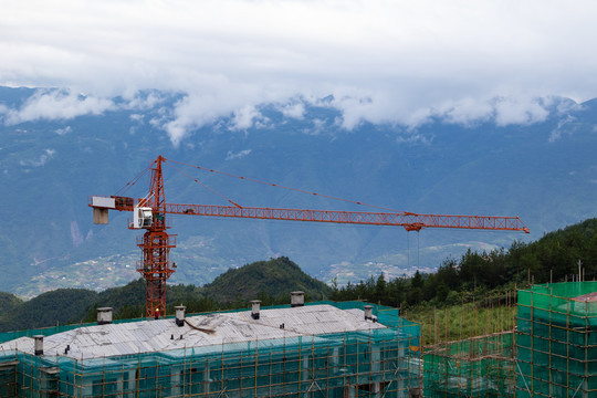 重庆巫山摩天岭建设中的度假房