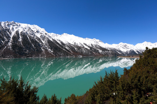 雪山