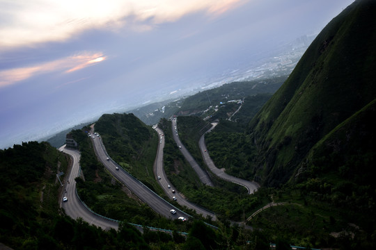 临潼盘山路