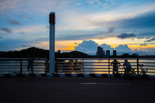 鸳鸯湖