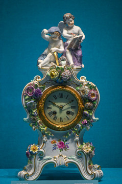 欧式陶瓷座钟工艺品