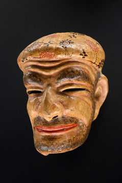 中国民间木雕面具
