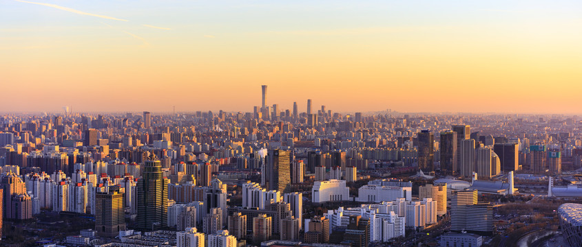 远眺中国尊北京城市建筑群