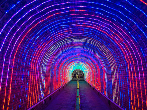 霓虹灯隧道