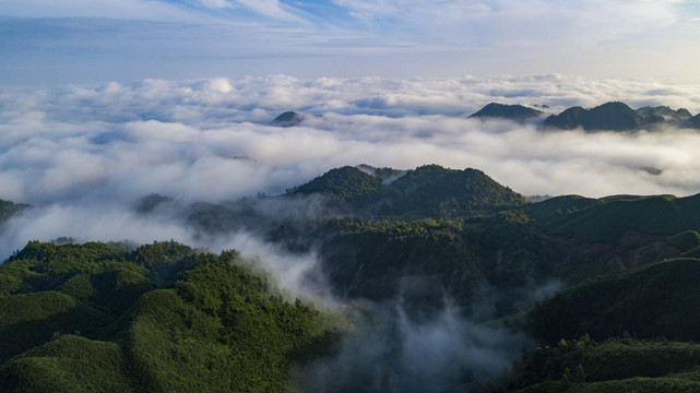 云彩山川