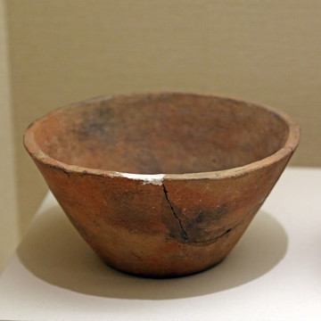 新石器时代陶碗