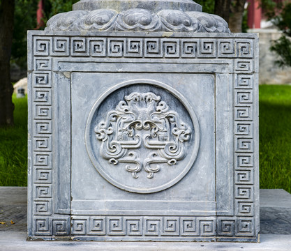 中式传统雕刻