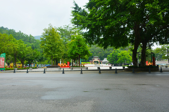圭峰山广场