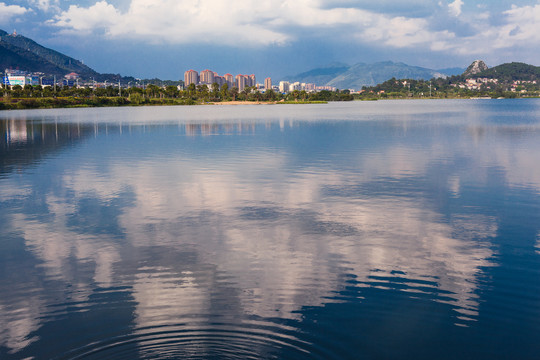 大湾区旅游城市肇庆波海湖