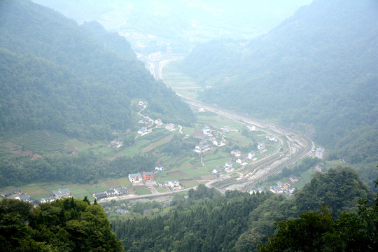 清江方山