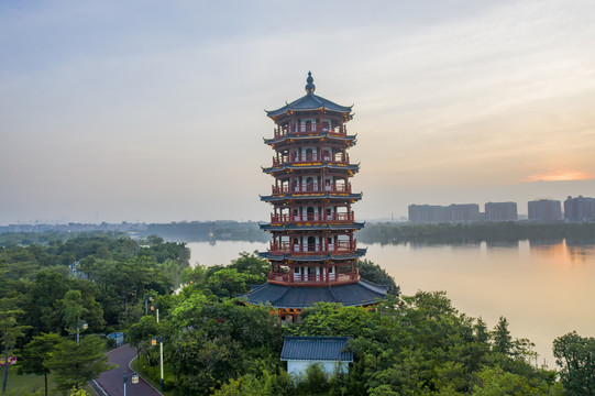 中国东莞华阳湖湿地公园华阳塔