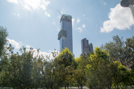 城市商业高楼建设