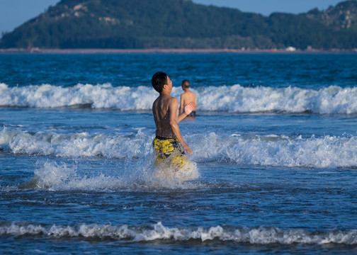 奔向大海