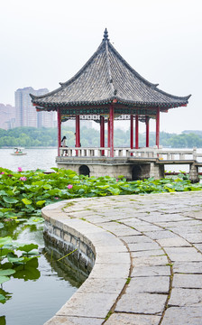 济南大明湖九曲亭