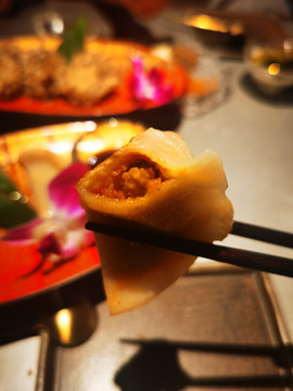 蟹黄海胆煎饺