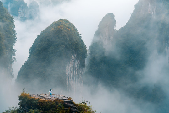 湖南矮寨大桥问天台景区风景