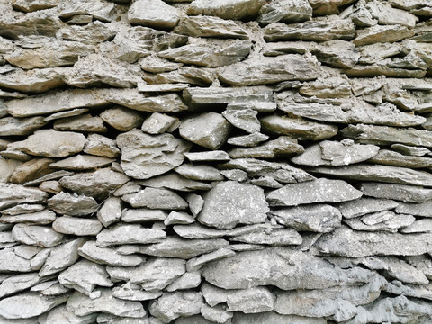 石头砌的墙