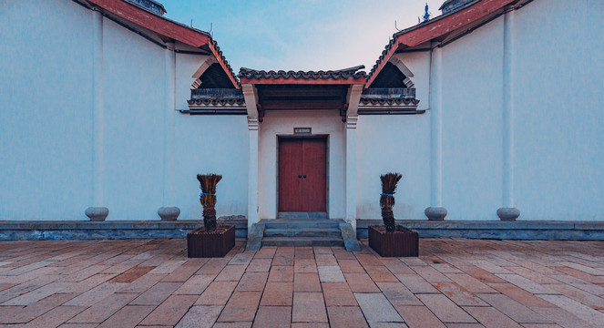 仿古建筑门弟