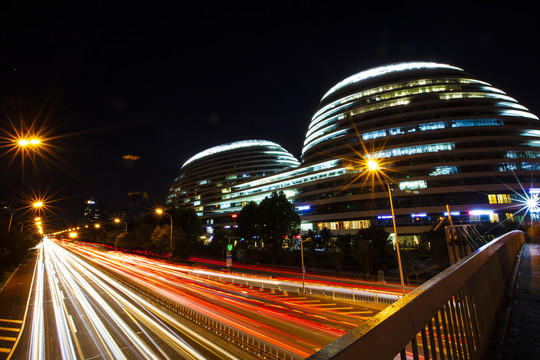 北京银河SOHO夜景