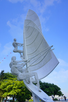 奥帆赛运动员雕塑