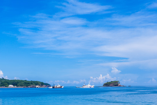 蔚蓝色海洋海面地平线