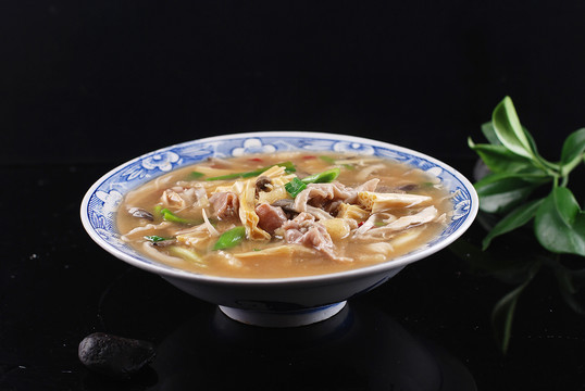 酸辣杂烩
