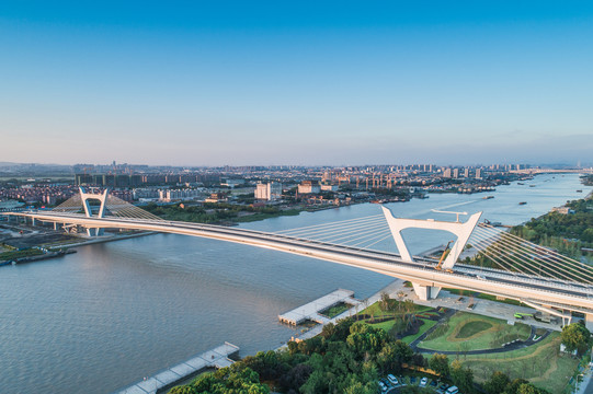 宁波中兴大桥