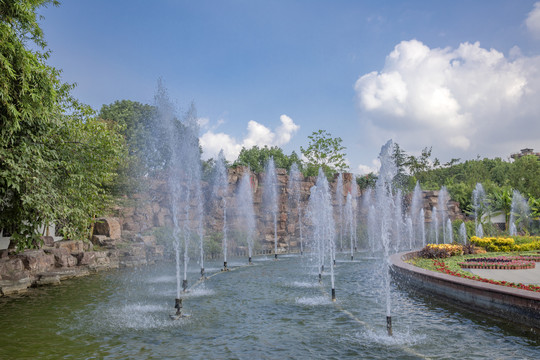 南湖渡口喷泉
