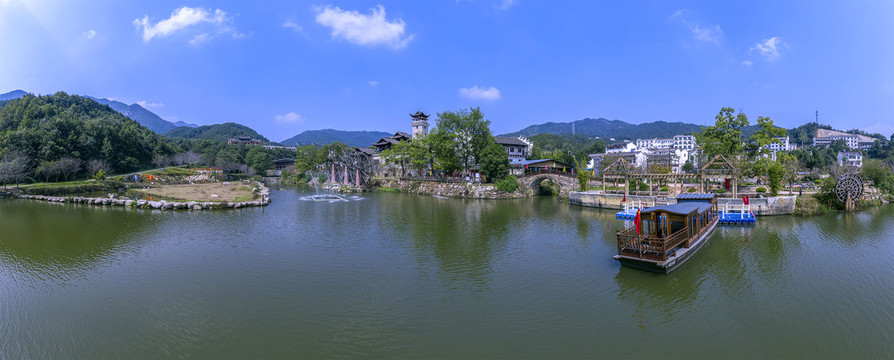 湖光山色土家村寨全景大图