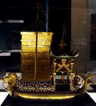 中国帆船造型的墨水台